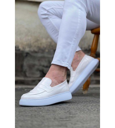 Wagoon WG161 Beyaz Rugan Erkek Casual Ayakkabı Wagoon WG161 Beyaz Rugan Erkek Casual Ayakkabı