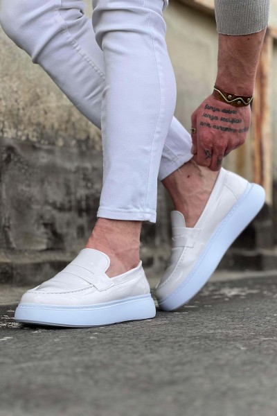 Wagoon WG161 Beyaz Rugan Erkek Casual Ayakkabı Wagoon WG161 Beyaz Rugan Erkek Casual Ayakkabı