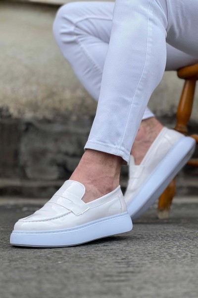 Wagoon WG161 Beyaz Rugan Erkek Casual Ayakkabı Wagoon WG161 Beyaz Rugan Erkek Casual Ayakkabı