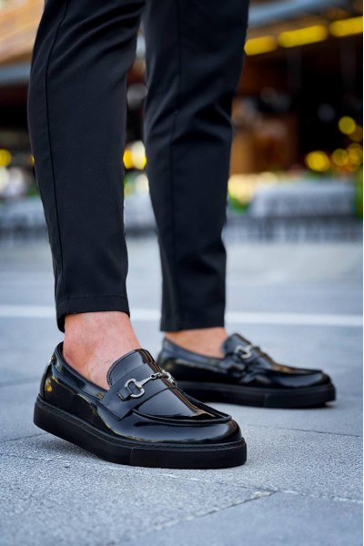 KB-027 Kuback Bağcıksız Kömür Rugan G Günlük Erkek Ayakkabı KB-027 Kuback Bağcıksız Kömür Rugan G Günlük Erkek Ayakkabı