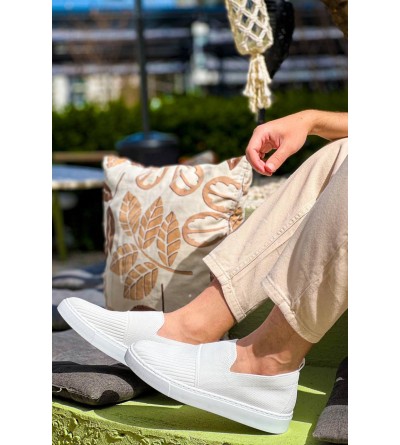 KB-114  Kuback Beyaz Triko Yüksek Taban Bağcıksız Günlük Erkek Ayakkabı