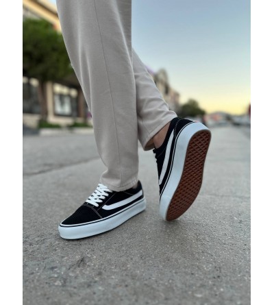 KB-V1 Kuback Siyah Beyaz Detaylı Günlük Erkek Ayakkabı KB-V1 Kuback Siyah Beyaz Detaylı Günlük Erkek Ayakkabı