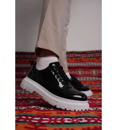 KB-702 Kuback Siyah Rugan Günlük Erkek Ayakkabı KB-702 Kuback Siyah Rugan Günlük Erkek Ayakkabı