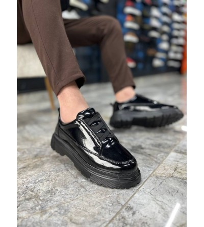 KB-703 Kuback Kömür Rugan Lastikli Günlük Erkek Ayakkabı KB-703 Kuback Kömür Rugan Lastikli Günlük Erkek Ayakkabı