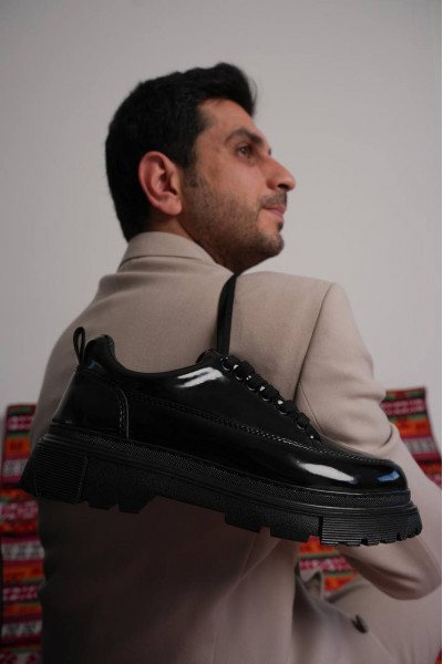 KB-702 Kuback Kömür Rugan Günlük Erkek Ayakkabı