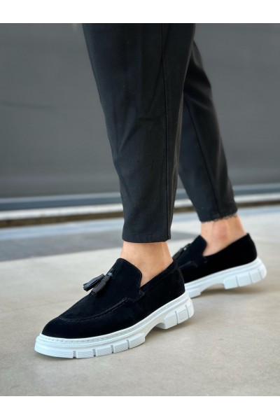 BA0240 Klasik Parlak Püsküllü Süet Siyah Beyaz Taban Erkek Ayakkabı BA0240 Klasik Parlak Püsküllü Süet Siyah Beyaz Taban Erkek Ayakkabı