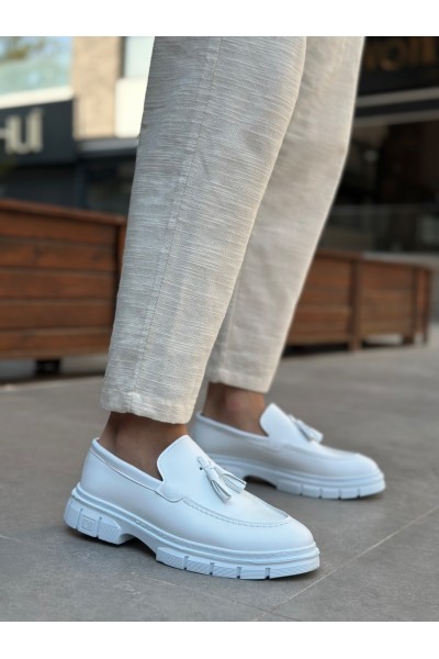 BA0240 Yüksek Taban Klasik Parlak Püsküllü Beyaz Erkek Ayakkabı BA0240 Yüksek Taban Klasik Parlak Püsküllü Beyaz Erkek Ayakkabı