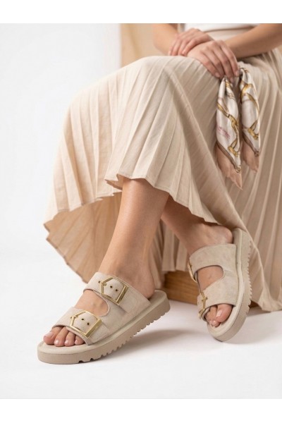 Yazlık Kadın Bej İnce Taban Tokalı Terlik Yazlık Kadın Bej İnce Taban Tokalı Terlik