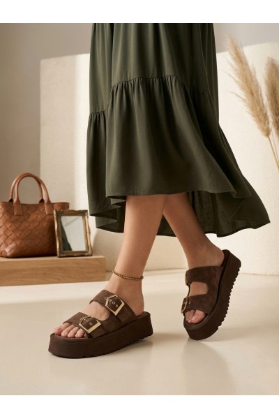 Yazlık Kadın Kahverengi Platform Taban Tokalı Terlik Yazlık Kadın Kahverengi Platform Taban Tokalı Terlik