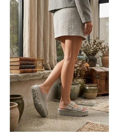 Yazlık Kadın Krem Platform Taban Tokalı Terlik Yazlık Kadın Krem Platform Taban Tokalı Terlik