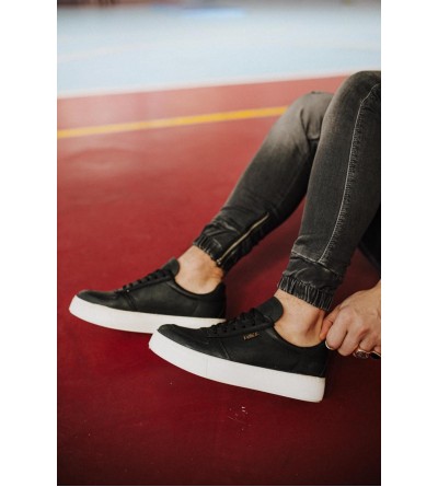 Knack Günlük Ayakkabı 666 Siyah (Beyaz Taban) Knack Günlük Ayakkabı 666 Siyah (Beyaz Taban)