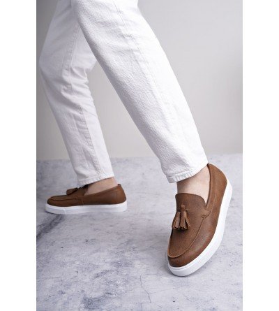 SLW153 Bloom Bağcıksız Püsküllü Cilt Erkek Günlük Spor Klasik Ayakkabı CBT - Taba SLW153 Bloom Bağcıksız Püsküllü Cilt Erkek Günlük Spor Klasik Ayakkabı CBT - Taba